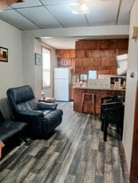 1016 W High St, Unit A in Jefferson City, MO - Building Photo