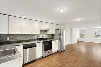 447 Degraw St, Unit duplex in Brooklyn, NY - Building Photo - Building Photo