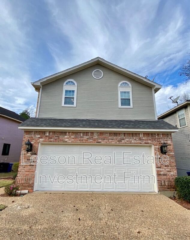 5706 Wood Ridge Dr in Shreveport, LA - Building Photo - Building Photo