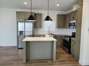 1624 Palm St in Las Vegas, NV - Building Photo - Building Photo