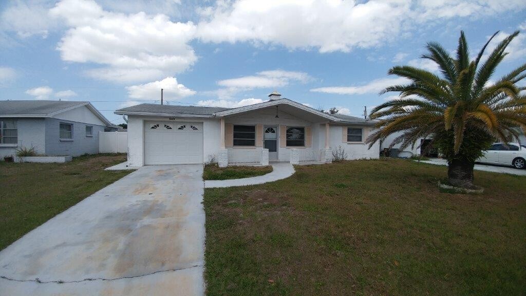 3623 Harvard Dr in Holiday, FL - Building Photo