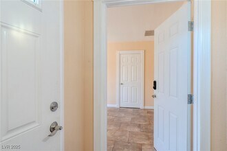100 N Ocotillo St in Henderson, NV - Building Photo - Building Photo