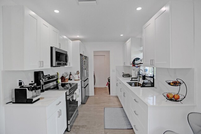 property at 1210 SW 10th Ter
