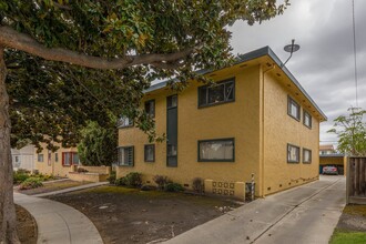 2319 Monroe St in Santa Clara, CA - Building Photo - Building Photo