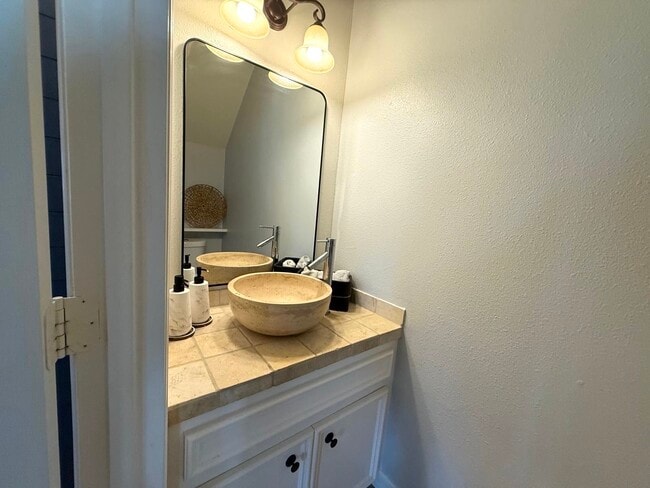 13314 Hilton Head Dr in Montgomery, TX - Building Photo - Building Photo