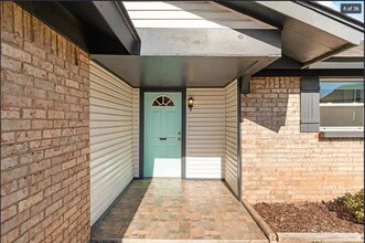 4646 SE Caber Cir in Lawton, OK - Building Photo - Building Photo