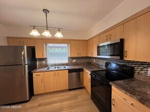 4518 Alder Dr in Port Orange, FL - Building Photo - Building Photo