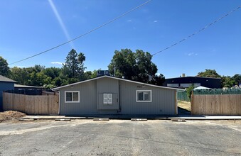 7524 Pratt Ave in Citrus Heights, CA - Building Photo - Building Photo