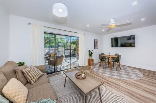 710 Fairwood Forest Dr in Clearwater, FL - Building Photo - Building Photo