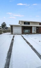 13773 E 32nd Pl in Aurora, CO - Foto de edificio - Building Photo