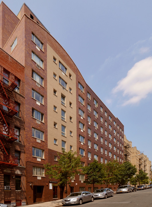 Creston Avenue Apartments in Bronx, NY - Building Photo