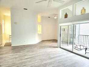 2820 Citrus Lake Dr, Unit 203 in Naples, FL - Building Photo - Building Photo