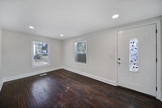 2958 Reid Ave in Charlotte, NC - Foto de edificio - Building Photo
