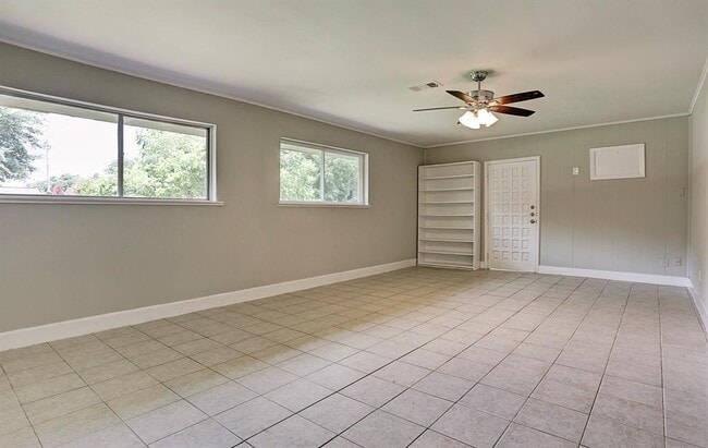 1803 Jones St in Rosenberg, TX - Building Photo - Building Photo
