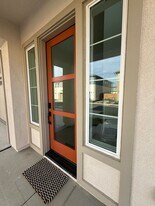 2410 Shore Vis in Fairfield, CA - Building Photo