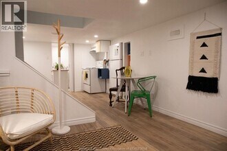 758 Pierre Ave in Windsor, ON - Building Photo - Building Photo