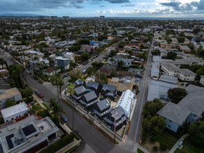 1169 Palms Blvd in Venice, CA - Building Photo - Building Photo