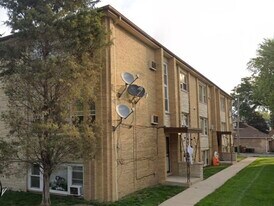 3533 S Harlem Ave in Berwyn, IL - Building Photo