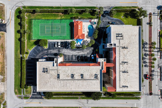 Pier Resort in Cocoa Beach, FL - Building Photo - Building Photo