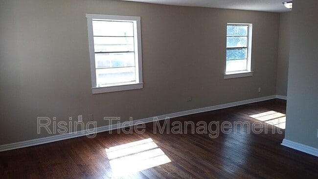 744 46th St N in Birmingham, AL - Foto de edificio - Building Photo