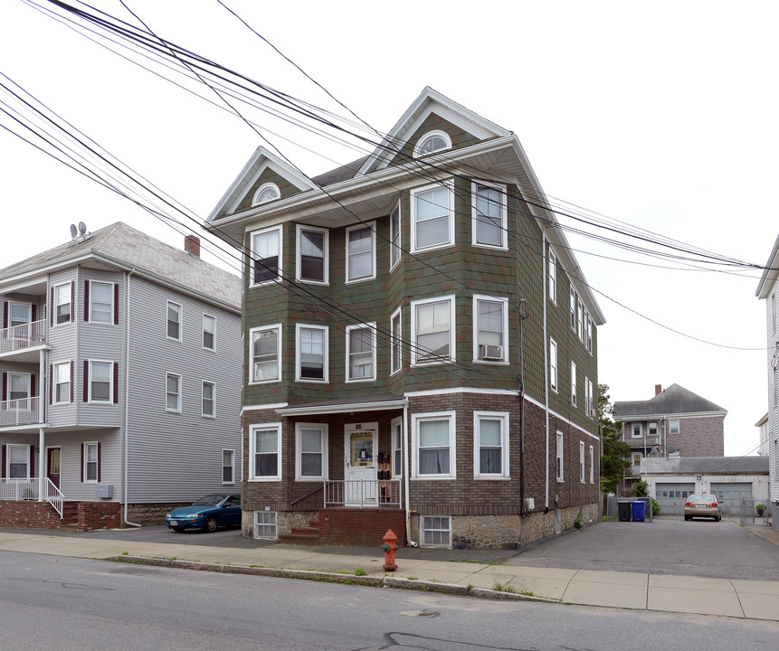 182 Deane St in New Bedford, MA - Building Photo