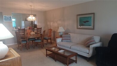 716 Landover Cir in Naples, FL - Building Photo - Building Photo