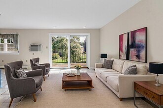 35 Fernview Ave in North Andover, MA - Building Photo - Building Photo