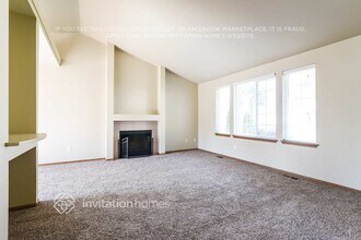 2404 159th St Ct E in Tacoma, WA - Foto de edificio - Building Photo