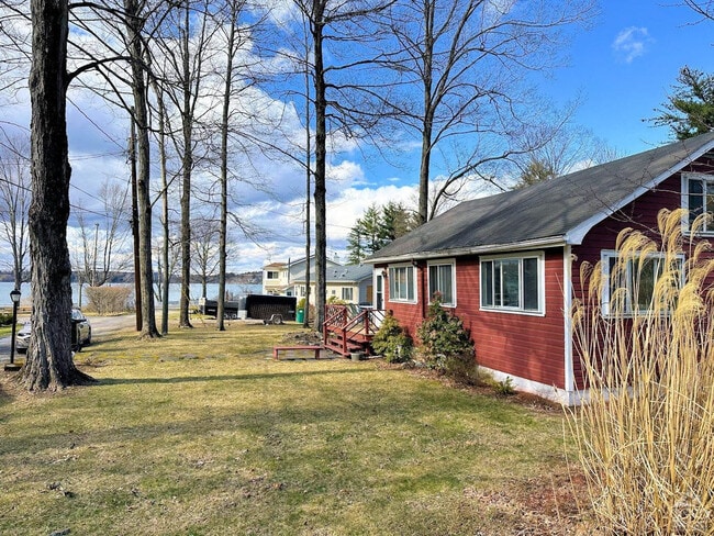 property at 9 Washington Dr