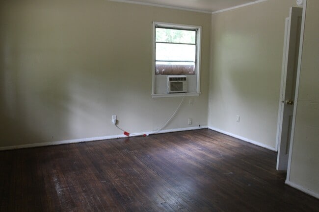 1123 W Waddell Ave in Albany, GA - Building Photo - Building Photo