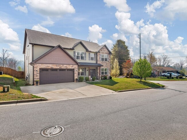 3 Henbit Wy in Arden, NC - Building Photo - Building Photo
