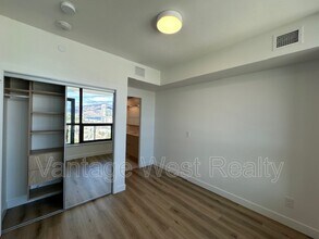 1488 Bertram St in Kelowna, BC - Building Photo - Building Photo
