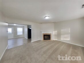 4066 Knollwood Ave in Franklin, IN - Building Photo - Building Photo