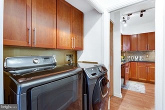 5501 Seminary Rd-Unit -912S in Falls Church, VA - Foto de edificio - Building Photo