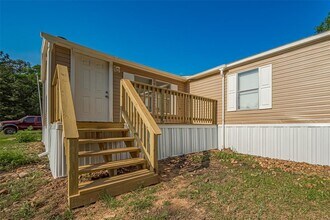 8856 Greenwood Dr in Cleveland, TX - Building Photo - Building Photo