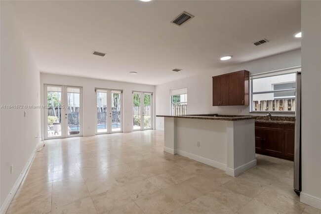 property at 3133 Hibiscus St