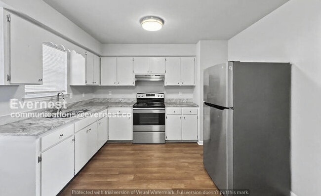 property at 141 Buckingham Cir