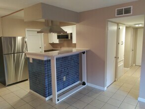 2847 NE 13th Dr in Gainesville, FL - Building Photo - Building Photo