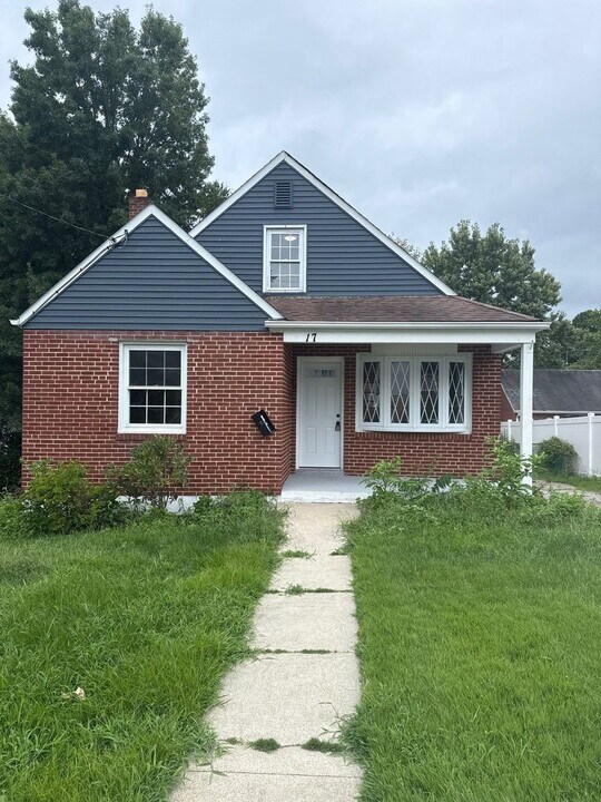 17 Virginia Ave in Overlea, MD - Building Photo