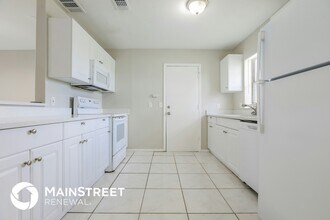 7517 Lyncrest St in North Port, FL - Building Photo - Building Photo