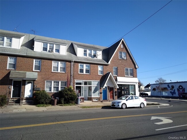 property at 666 Willis Ave