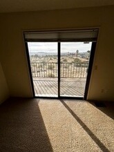 Hacienda Court Apartments in Ridgecrest, CA - Foto de edificio - Building Photo