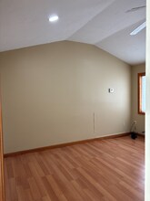 244 E Broadway in Gardner, MA - Foto de edificio - Building Photo