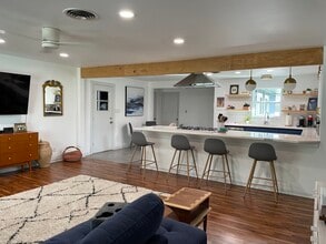 407 East St in Buda, TX - Building Photo - Building Photo