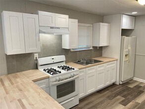 6805 Porter St in Austin, TX - Building Photo - Building Photo