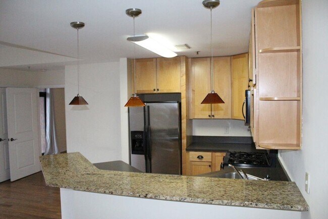 610 Newark St. in Hoboken, NJ - Building Photo - Building Photo
