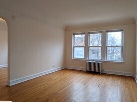 2948 N Albany Ave in Chicago, IL - Building Photo