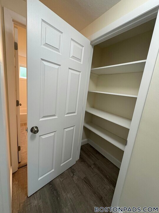 9 River Dr in Danvers, MA - Building Photo