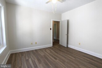 437 W Hansberry St, Unit 3 in Philadelphia, PA - Building Photo - Building Photo