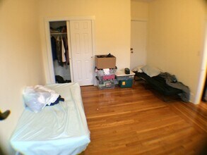 19 Fairbanks St, Unit 33 in Brookline, MA - Foto de edificio - Building Photo